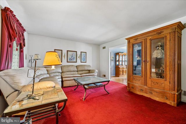 6648 WIND RIDGE RD, Mount Airy, MD 21771