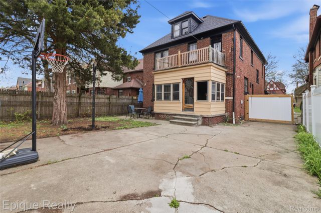 4277 Fullerton Street, Detroit, MI 48238