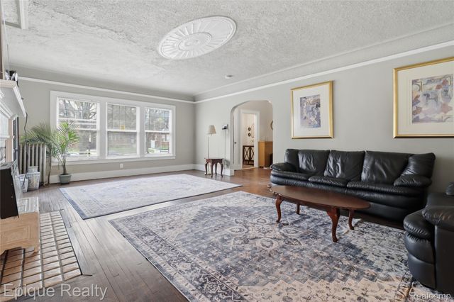 4277 Fullerton Street, Detroit, MI 48238