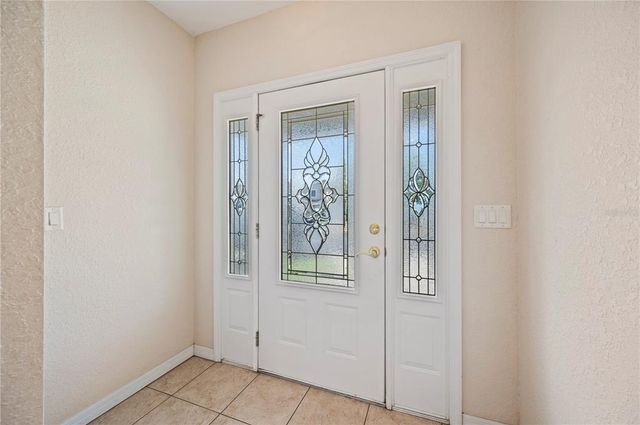 2015 HATTERAS POINT, Lakeland, FL 33813
