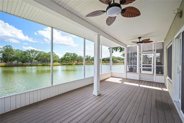 2015 HATTERAS POINT, Lakeland, FL 33813