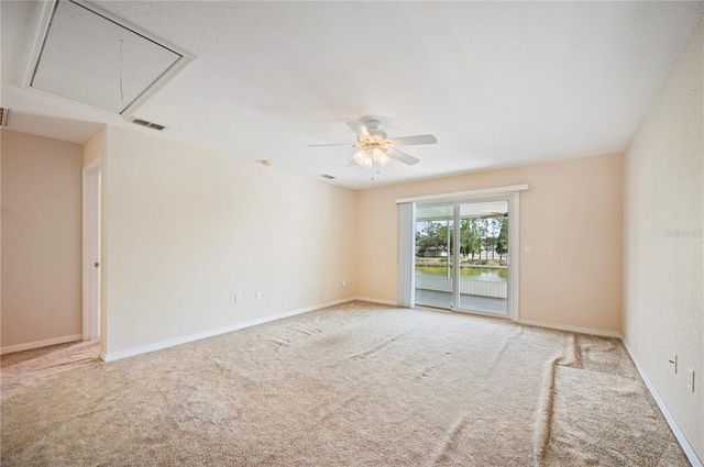 2015 HATTERAS POINT, Lakeland, FL 33813