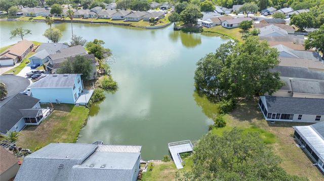 2015 HATTERAS POINT, Lakeland, FL 33813