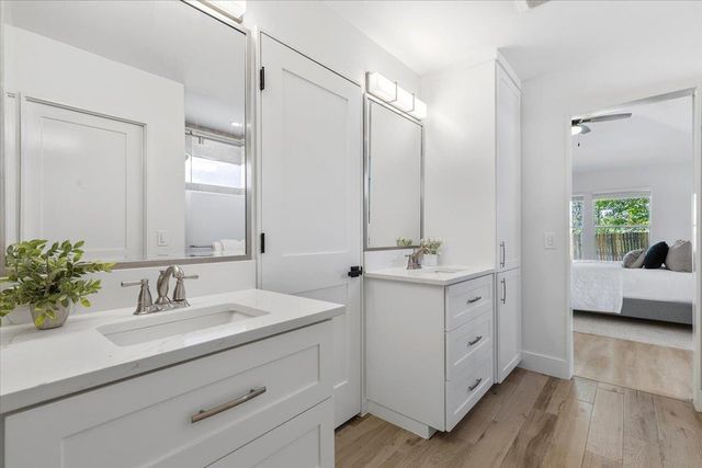 824 Brandi CIR, Kyle, TX 78640