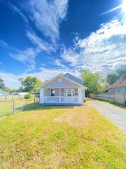 617 Grande Avenue, Indianapolis, IN 46222