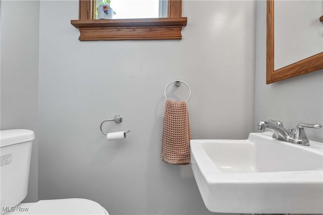 2025 W 45th Street, Cleveland, OH 44102