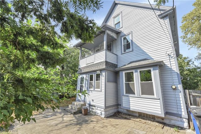 2025 W 45th Street, Cleveland, OH 44102