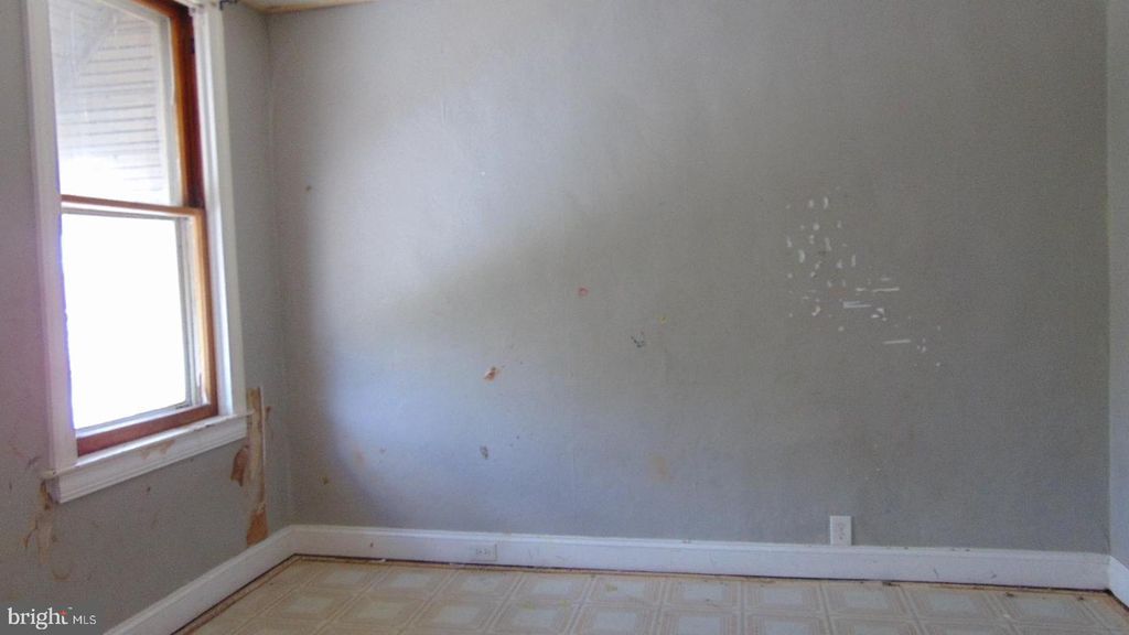 Image 10 of property listing at 1613 LOCUST ST, Baltimore City, MD 21226