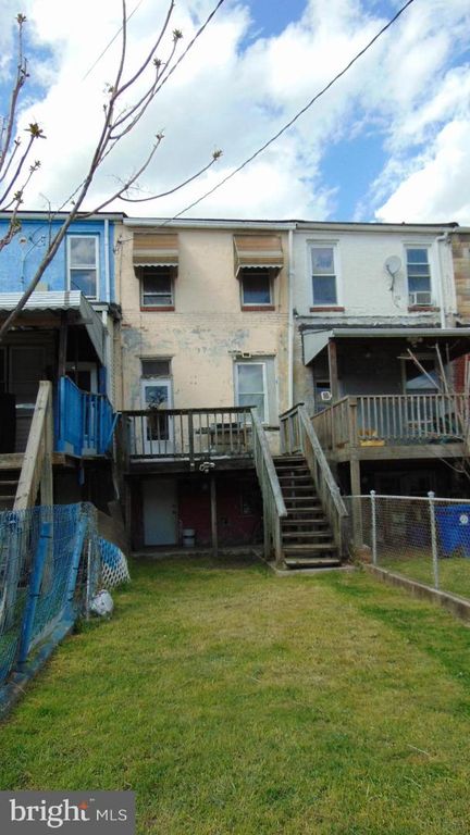 Image 12 of property listing at 1613 LOCUST ST, Baltimore City, MD 21226