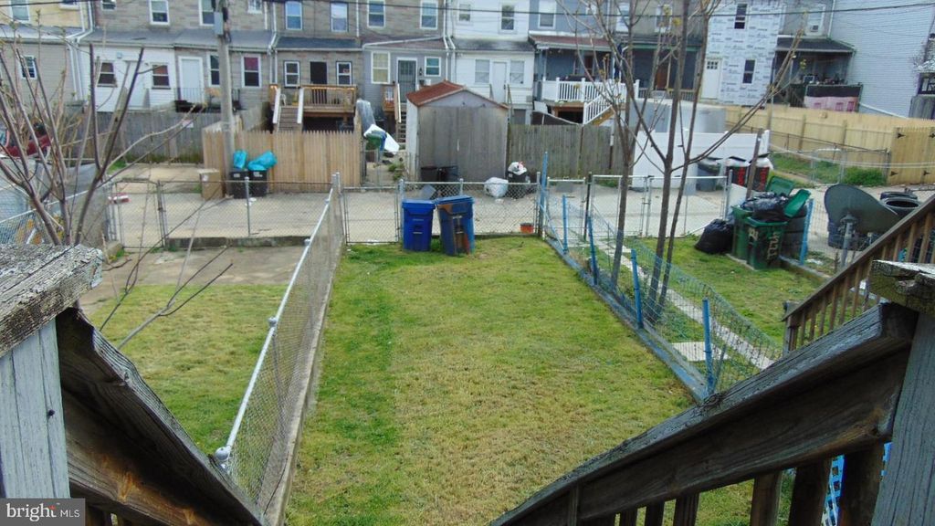 Image 2 of property listing at 1613 LOCUST ST, Baltimore City, MD 21226