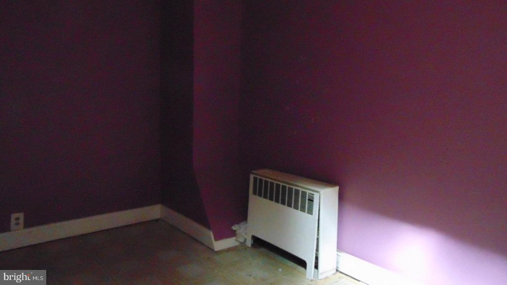 Image 8 of property listing at 1613 LOCUST ST, Baltimore City, MD 21226