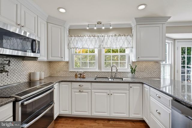 3899 TRIAD CT, Woodbridge, VA 22192