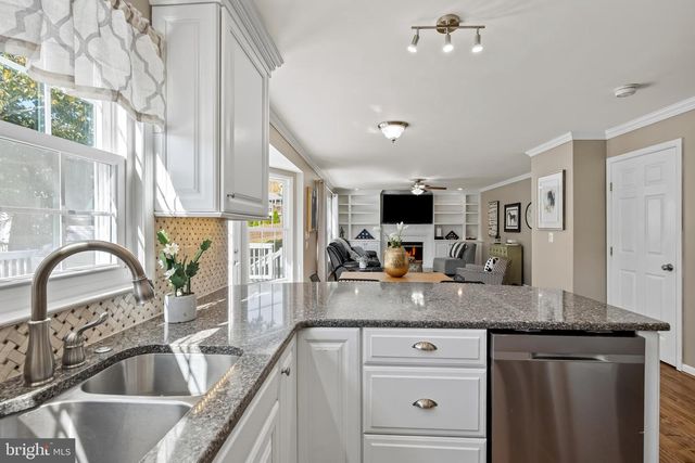 3899 TRIAD CT, Woodbridge, VA 22192