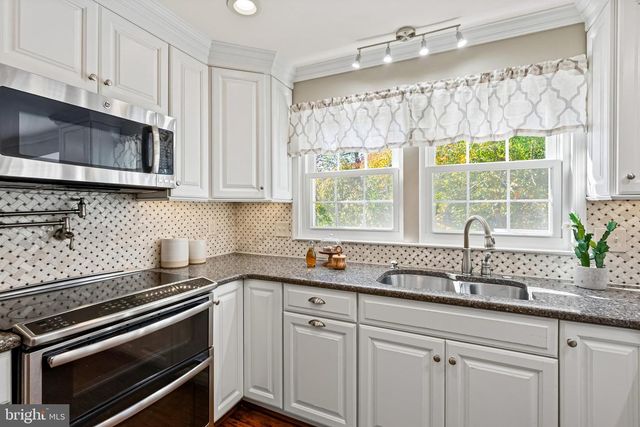 3899 TRIAD CT, Woodbridge, VA 22192