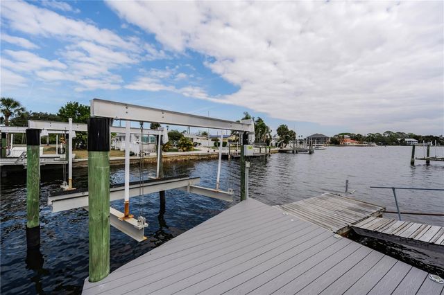 4909 SHOREVIEW COURT, Port Richey, FL 34668