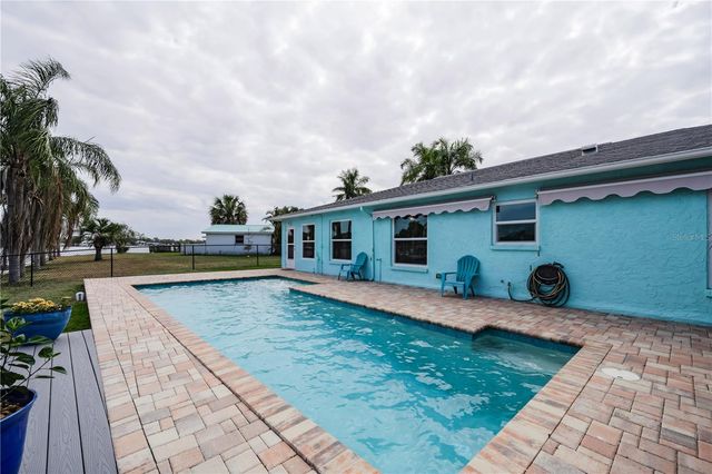 4909 SHOREVIEW COURT, Port Richey, FL 34668