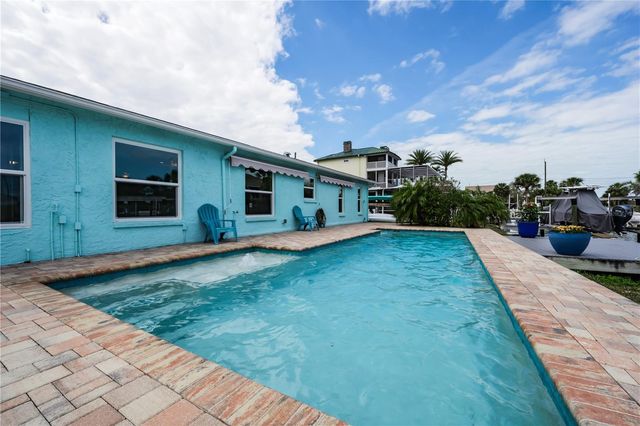 4909 SHOREVIEW COURT, Port Richey, FL 34668