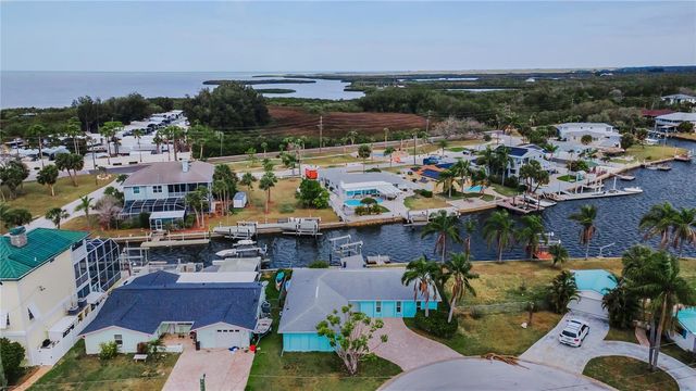 4909 SHOREVIEW COURT, Port Richey, FL 34668