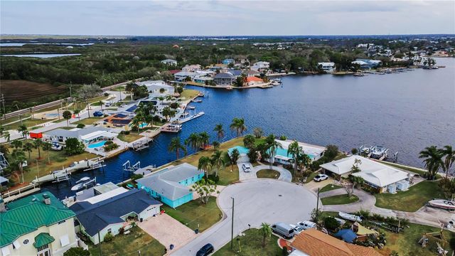 4909 SHOREVIEW COURT, Port Richey, FL 34668