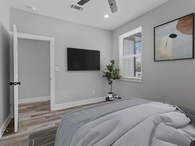 1104 W Elm Street, Denison, TX 75020