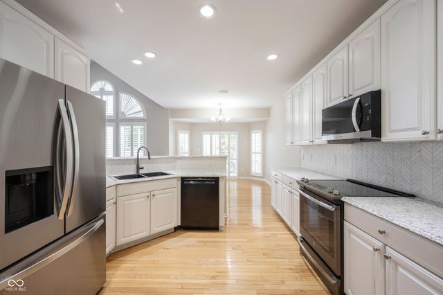 15024 Halifax Court, Westfield, IN 46074