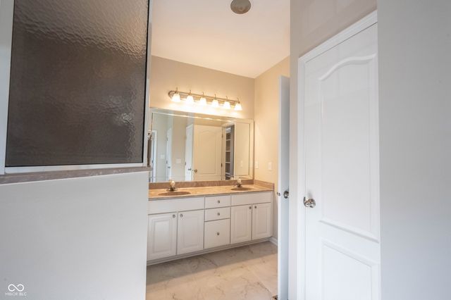 15024 Halifax Court, Westfield, IN 46074