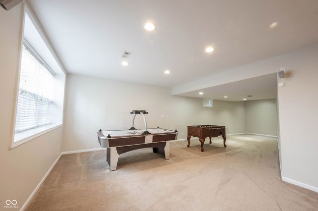 15024 Halifax Court, Westfield, IN 46074