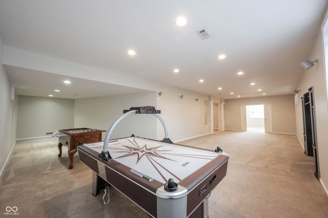 15024 Halifax Court, Westfield, IN 46074