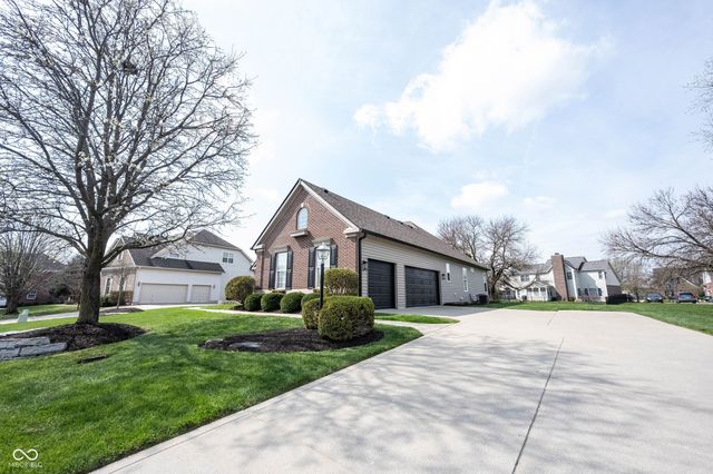 15024 Halifax Court, Westfield, IN 46074