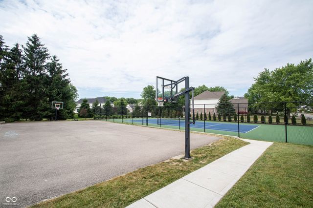 15024 Halifax Court, Westfield, IN 46074