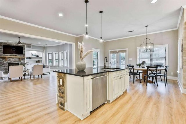 100 Southmill Lane, Senoia, GA 30276