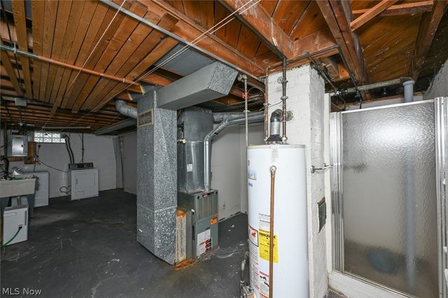 17812 Dalewood Avenue, Maple Heights, OH 44137