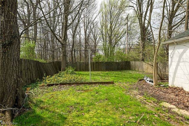 17812 Dalewood Avenue, Maple Heights, OH 44137