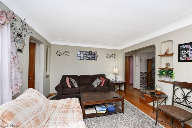 17812 Dalewood Avenue, Maple Heights, OH 44137