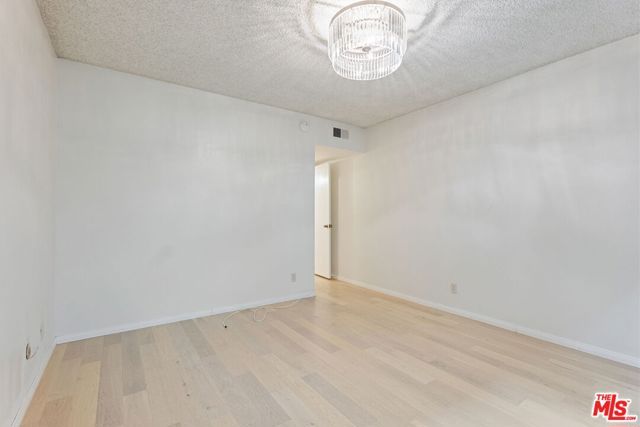 5870 Green Valley Circle 115, Culver City, CA 90230