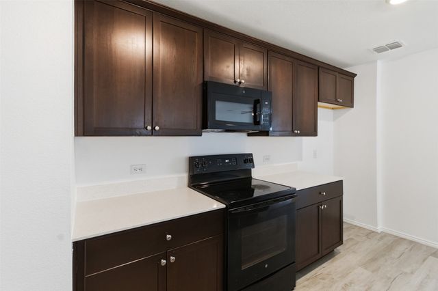 5449 Finbrooke Drive, Princeton, TX 75407