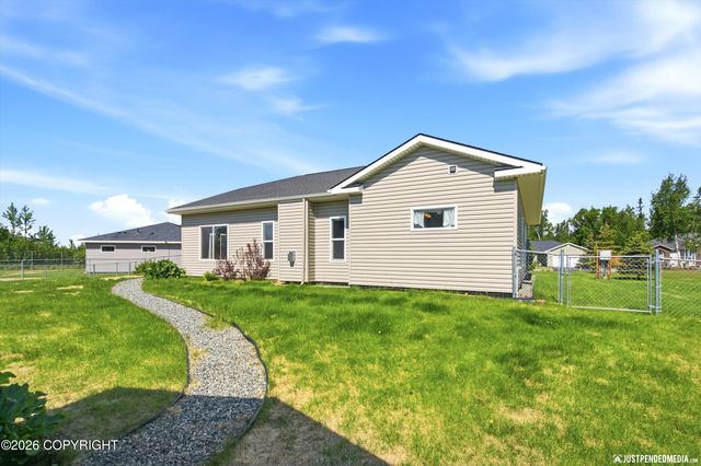 1495 S Center Point Drive, Wasilla, AK 99654