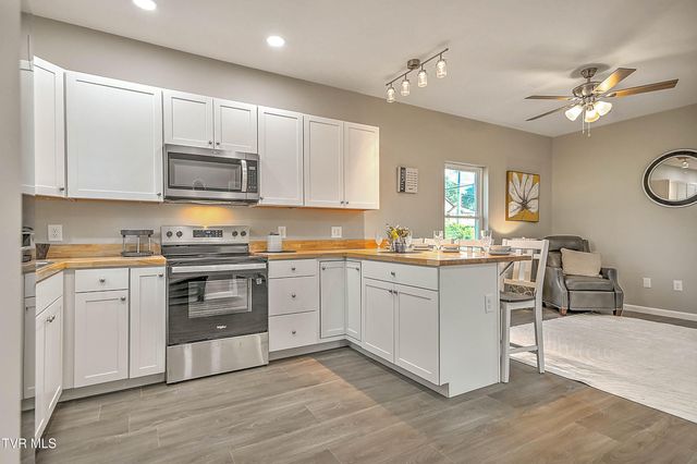 1304 Virginia Avenue, Bristol, TN 37620