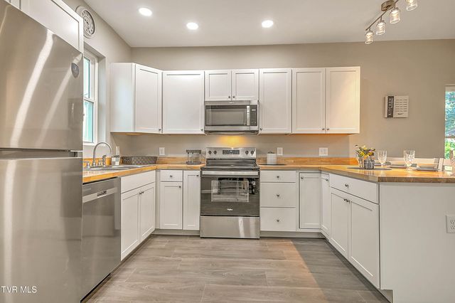 1304 Virginia Avenue, Bristol, TN 37620