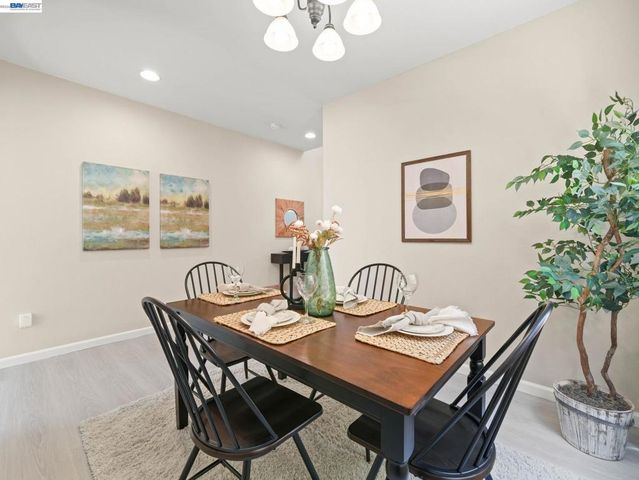 6812 Aberdale Cir, San Ramon, CA 94582