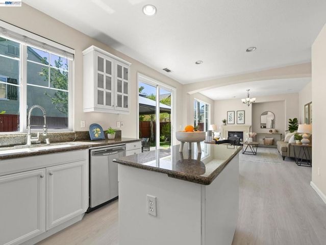 6812 Aberdale Cir, San Ramon, CA 94582