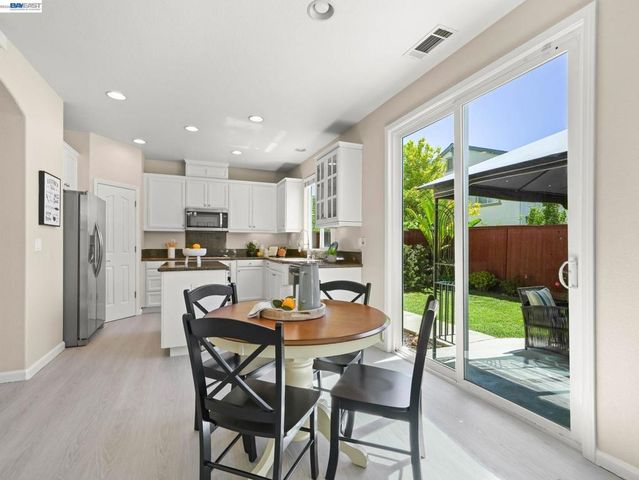 6812 Aberdale Cir, San Ramon, CA 94582