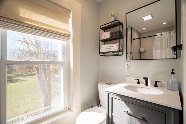 7030 U.S. Route 4, Bridgewater, VT 05034