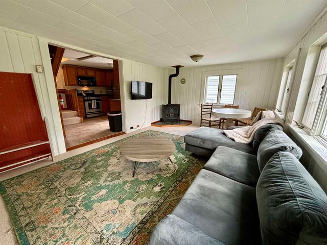 7030 U.S. Route 4, Bridgewater, VT 05034