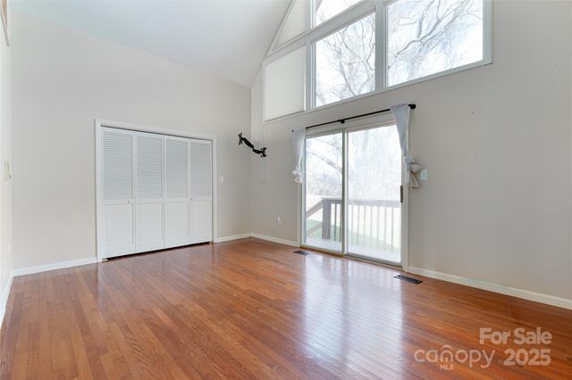 112 Hy Vu Drive, Canton, NC 28716