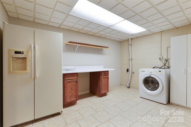 112 Hy Vu Drive, Canton, NC 28716