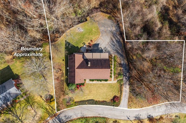 112 Hy Vu Drive, Canton, NC 28716