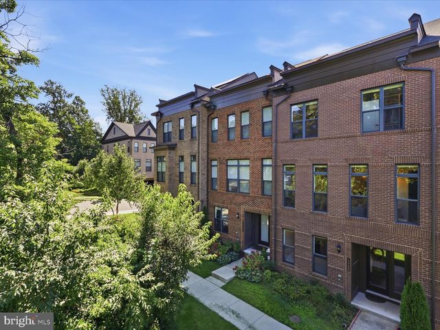 12288 SESSILE CMNS, Fairfax, VA 22030