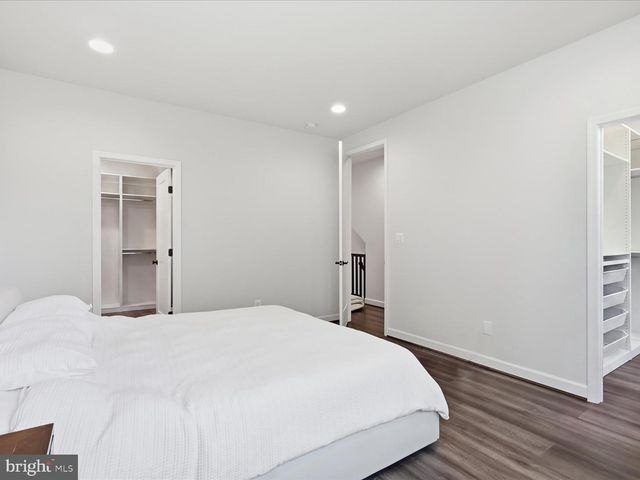 12288 SESSILE CMNS, Fairfax, VA 22030