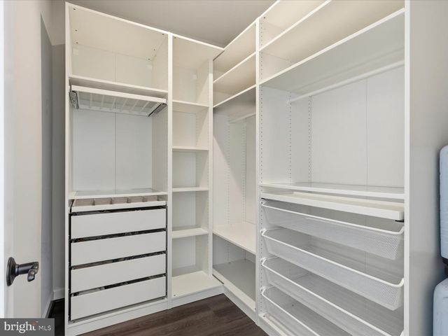 12288 SESSILE CMNS, Fairfax, VA 22030